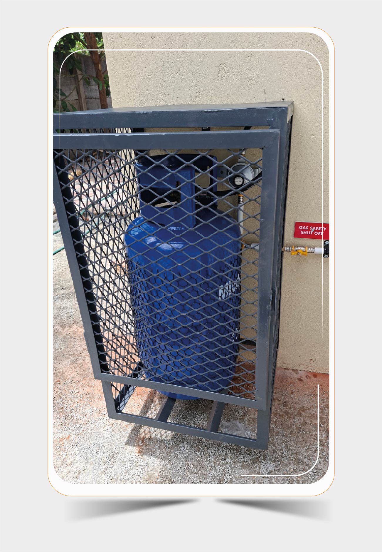 15kg LPG tank with blast proof cage domestic installation