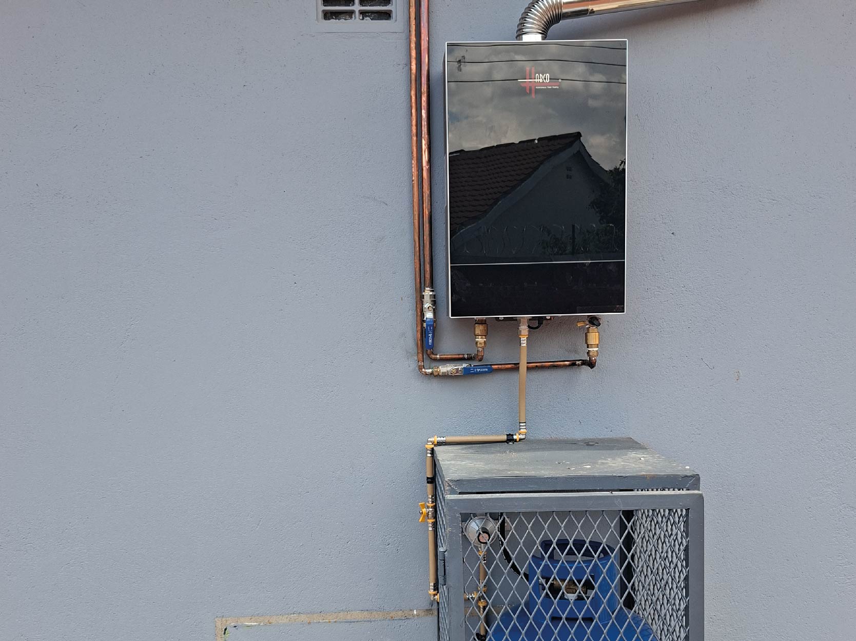 Professional gas line fitting Harare home