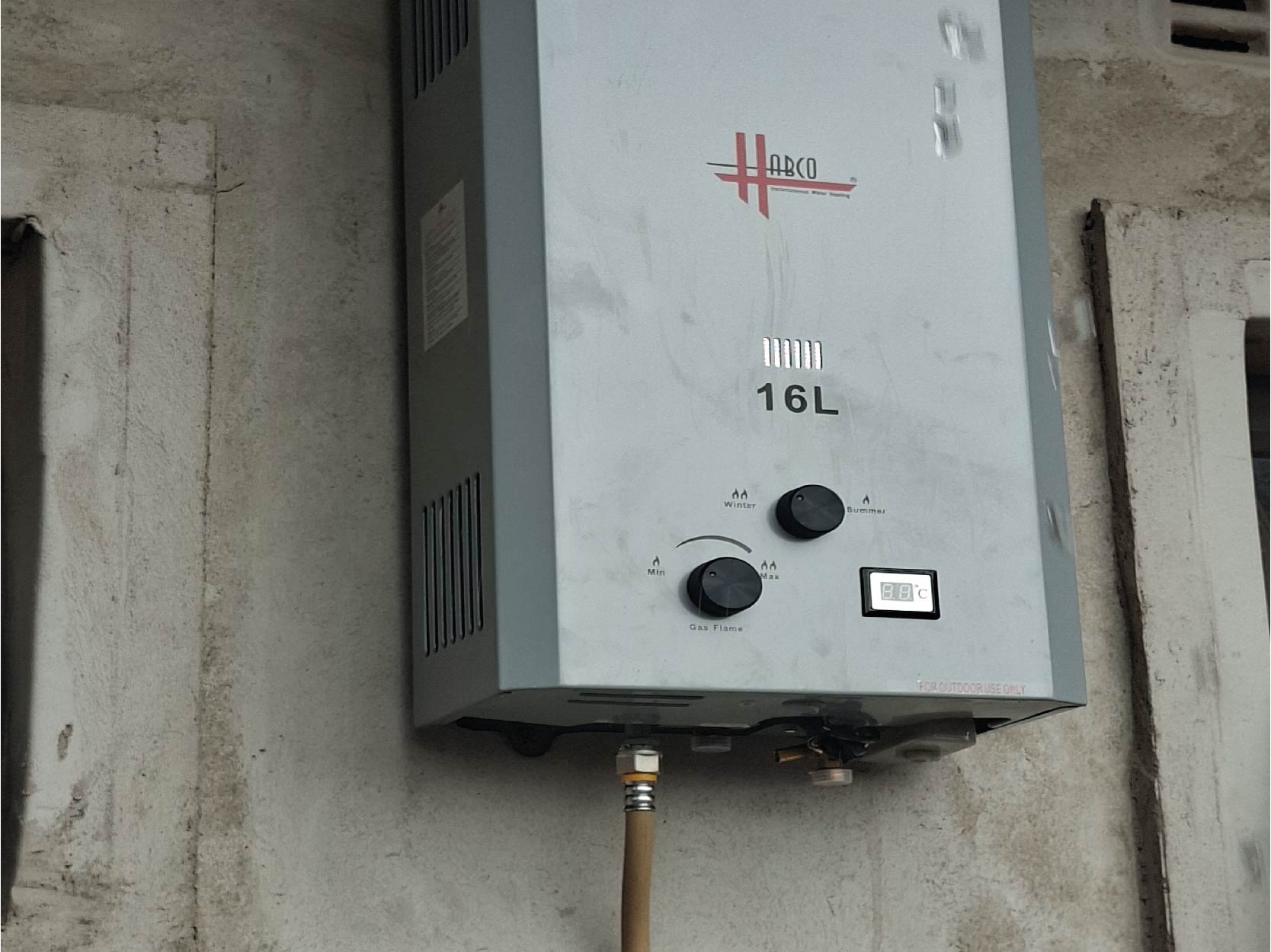 Professional geyser connection to gas line